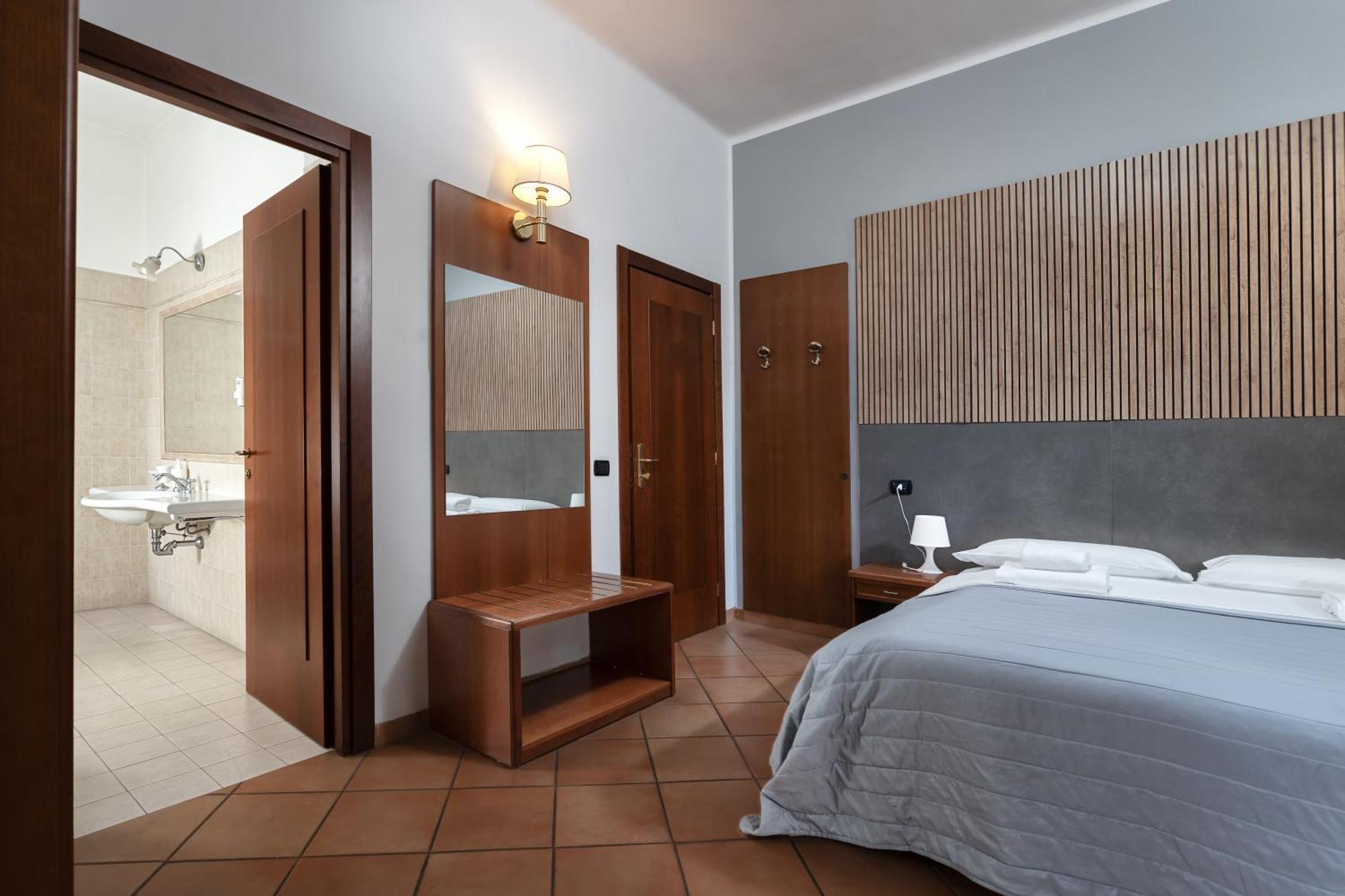 Comfort Rooms Villa Gaia Tor Vergata ローマ エクステリア 写真